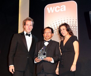 Vietnam-Laos joint venture company receives award - ảnh 1